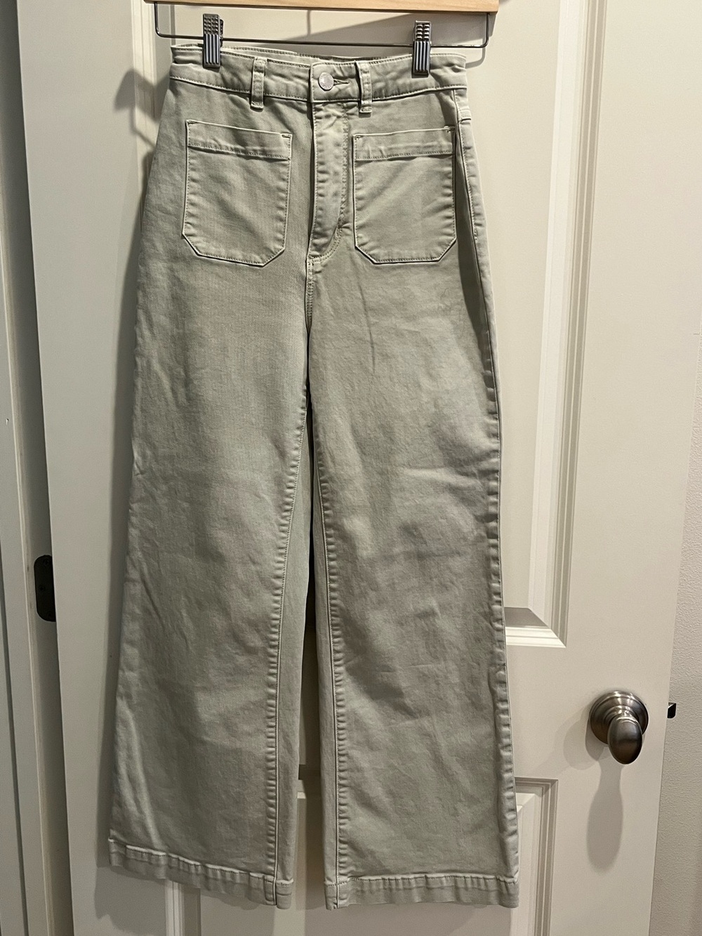 ROLLA'S Wide Leg Jeans in Light Sage Green